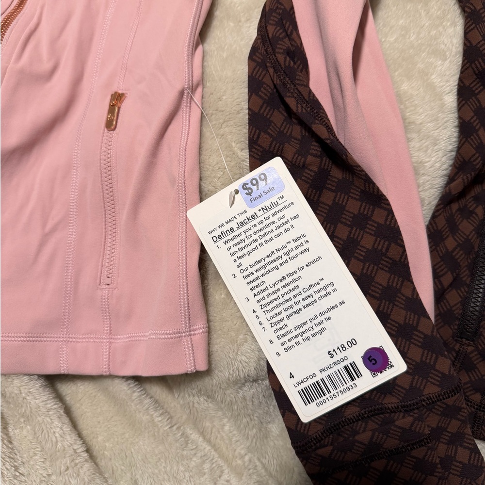 Fake vs Real Lululemon Define Jackets - Picture 3 of 11